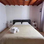 公寓式酒店 马诺斯酒店 3*
