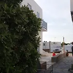 马诺斯酒店 公寓式酒店