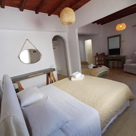 Manos Lejlighedshotel 3*