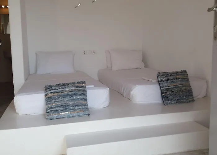 Manos Lägenhetshotell