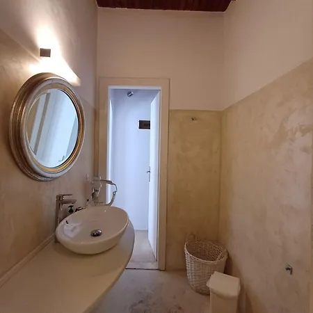 Manos 4* Mykonos Town