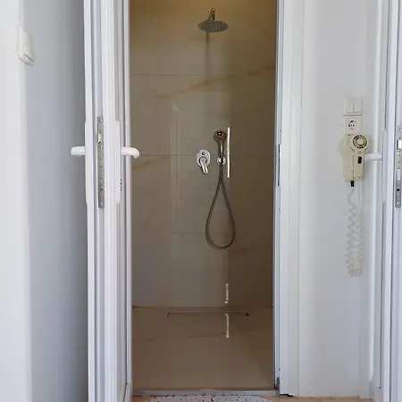 Manos Appart hôtel 4*