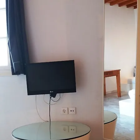 Ξενοδοχείο με διαμερίσματα ενοικιαζόμενα μάνος 3*