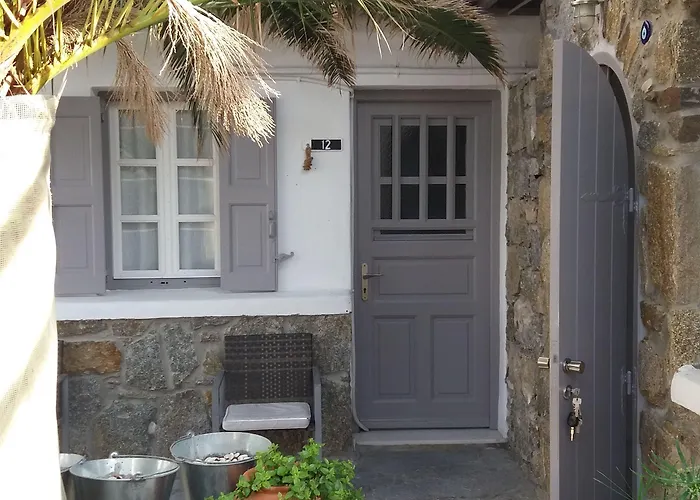 Hotel apartamentowy Manos