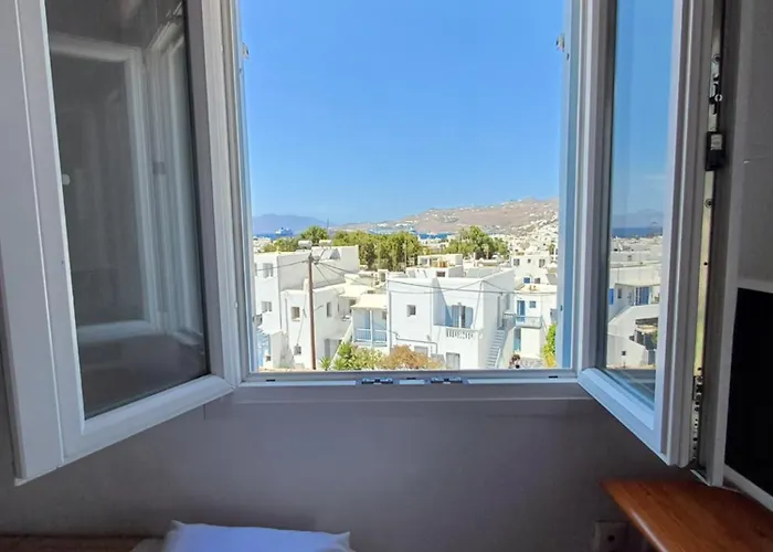 Hotel apartamentowy Manos 3*