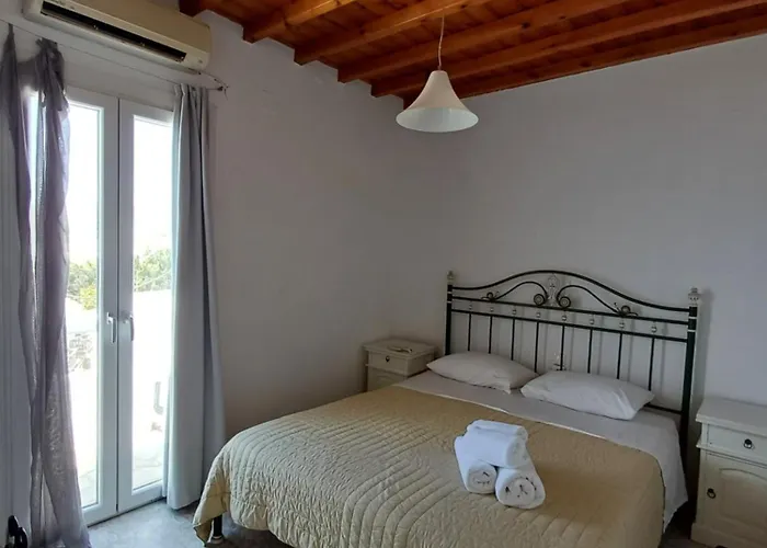 Hotel apartamentowy Manos