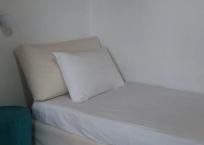 Hotel apartamentowy Manos